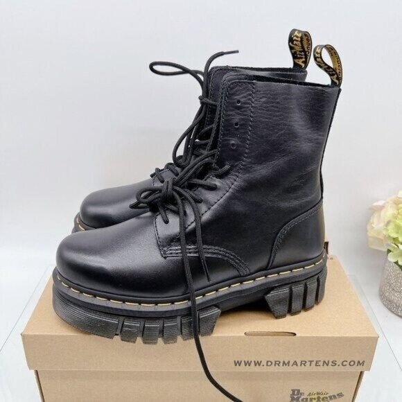 Dr. Martens Audrick 8-Eye Platform Combat Boots Black Nappa Lux Leather US 9 - Picture 3 of 10